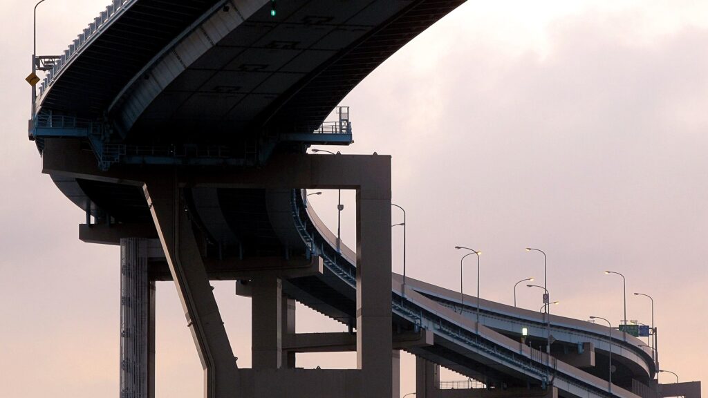 高速道路(東関東道開通)