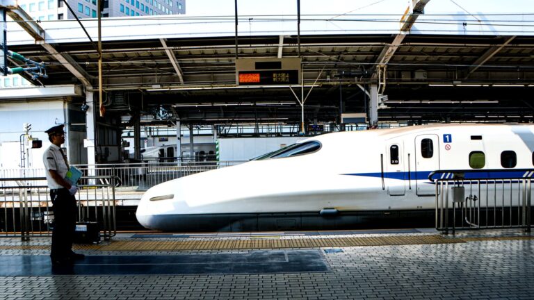 JR九州アプリ特急券はおトク?車内より200円安いが払いもどし不可