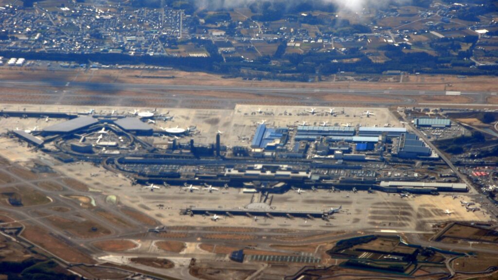 成田の旅客機(成田空港共同キオスク)