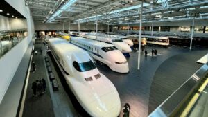 新幹線シニア割引は月〜木だけ？東京〜新大阪12,930円の条件