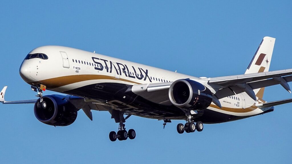 STARLUX Airlinesの旅客機(スターラックス空山基)