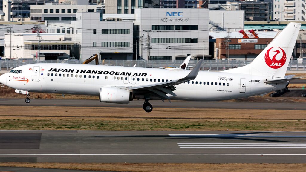 日本トランスオーシャン航空の旅客機（JTA伊丹那覇）