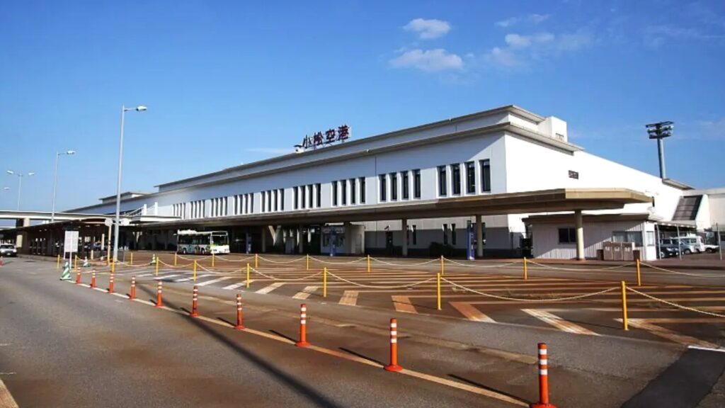 小松空港の空港(東尋坊小松空港バス)
