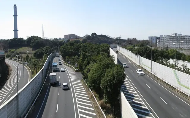 横浜横須賀道路の写真