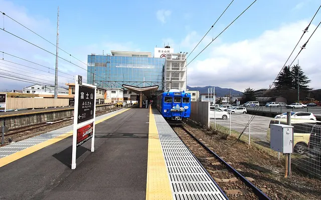 富士山駅の写真