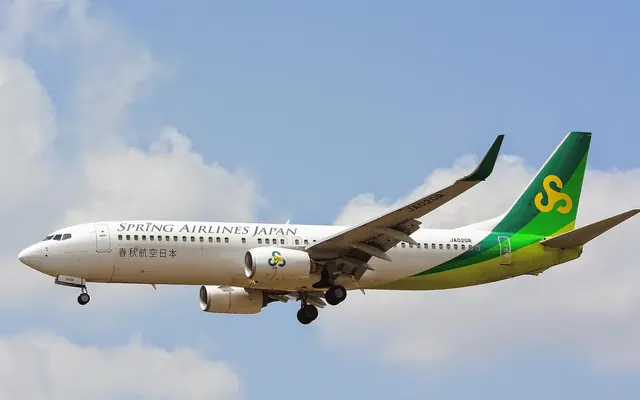 スプリング・ジャパン ボーイング737-800の写真